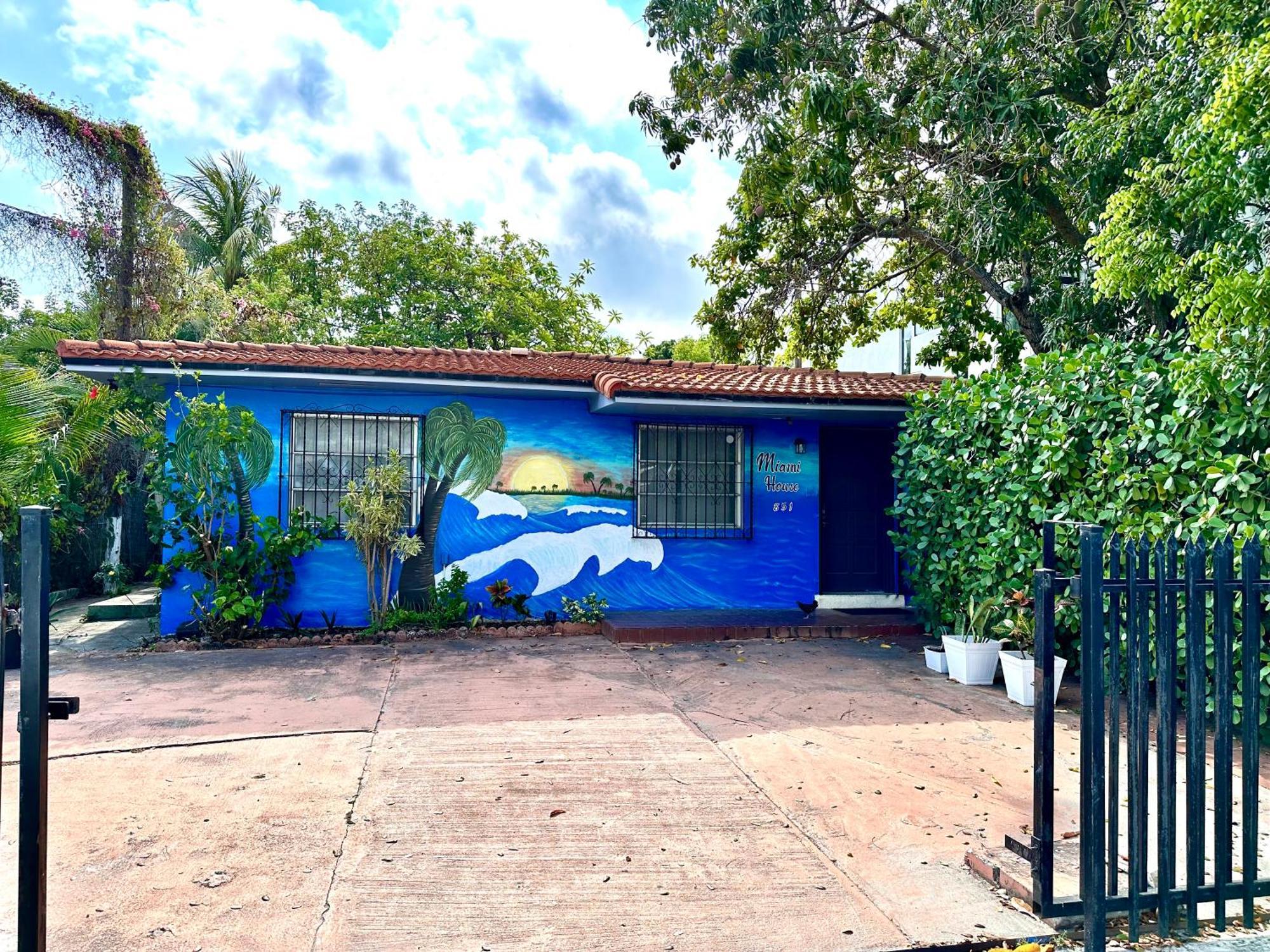ホテル Miami House エクステリア 写真